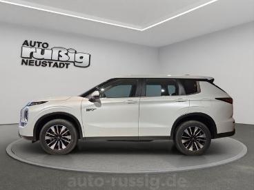 SPOTICAR Mitsubishi Outlander Plug-in Hybrid Basis 2.4 (306 Ps) 4wd Gebraucht - Suv Plug-in Hybrid Weiß - Neustadt In Sachsen - 1201326041_2