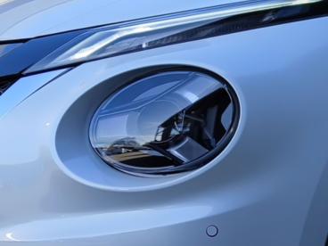 SPOTICAR Nissan Juke N-connecta 1.6 Hybrid 4amt Shz Lhz 360°kamera Gebraucht - Suv Benzin Weiß - Berlin - 1201103683_5