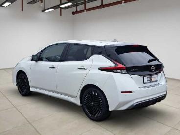 SPOTICAR Nissan Leaf Navi+lrh+led+rfk+pdc E+ N-connecta Gebraucht - Limousine Elektro  - Rostock - 1201211209_4