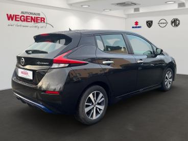 SPOTICAR Nissan Leaf (ze1) My19 40kwh Kamera Klima Sitzheizung Acenta Gebraucht - Limousine Elektro  - Berlin - 1201220317_3