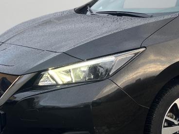 SPOTICAR Nissan Leaf (ze1) My19 40kwh Kamera Klima Sitzheizung Acenta Gebraucht - Limousine Elektro  - Berlin - 1201220317_5