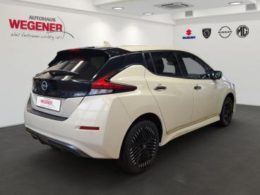 SPOTICAR Nissan Leaf *taxi* N-connecta Rw-385km- Led Navi Shz 360° Gebraucht - Limousine Elektro Weiß - Berlin - 1201271897_4