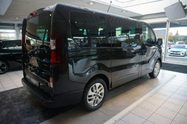 SPOTICAR Nissan Nv300 Premium 8-sitzer, Navi, Klima, Sitzheizung Gebraucht - Nutzfahrzeug Diesel Schwarz - Dresden - 1201132706_3