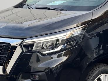 SPOTICAR Nissan Primastar Kombi9 L1h1 2,8t Tekna Gebraucht - Mini-van Diesel Schwarz - Berlin - 1201057971_5