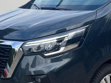 SPOTICAR Nissan Primastar Kombi9 L1h1 2,8t Klima Shz Kamera Navi Tekna Gebraucht - Mini-van Diesel  - Berlin - 1201201957_5