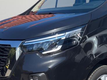 SPOTICAR Nissan Primastar Kombi9 L1h1 2,8t Tekna Gebraucht - Mini-van Diesel Schwarz - Berlin - 1201312896_5