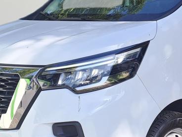 SPOTICAR Nissan Primastar Klima*radio Gebraucht - Nutzfahrzeug Diesel Weiß - Berlin - 1201329481_5