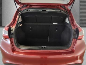 SPOTICAR Nissan Pulsar 1.2 N-connecta Navi Sitzheizung Ruckfahrkamera Gebraucht - Limousine Benzin  - Braunschweig - 1201199875_5