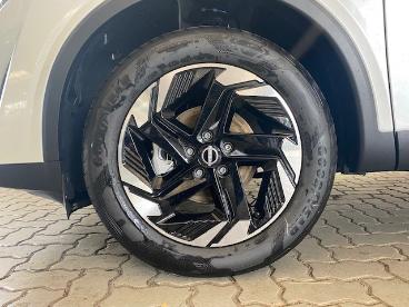 SPOTICAR Nissan Qashqai 1.3 Dig-t Mhev N-connecta Winter-&komfortpaket Gebraucht - Suv Benzin Weiß - Rostock - 1201296677_4