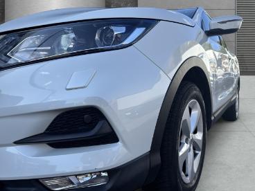 SPOTICAR Nissan Qashqai Acenta 1.2 Dig-t 4x2 Panorama Navi Mehrzonenklima Gebraucht - Suv Benzin Weiß - Oldenburg - 1201327366_4