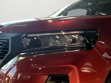 SPOTICAR Nissan Townstar Kombi L2 1.3 At 7-sitze Kamera Shz Navi Tekna Gebraucht - Mini-van Benzin  - Berlin - 1201201679_5