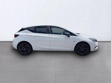 SPOTICAR Opel Astra 1.0t 120 Jahre +sitzh. +klima +lenkradh. 120 Jahre Gebraucht - Limousine Benzin Weiß - Vacha - 1201001273_5