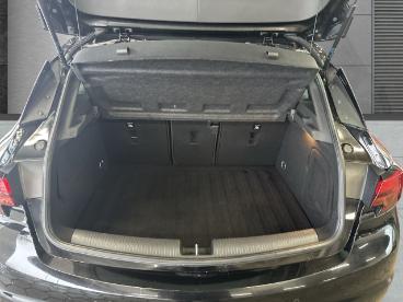 SPOTICAR Opel Astra Elegance Turbo Navi Led Apple Carplay Android Auto Gebraucht - Limousine Benzin Schwarz - Hamburg - 1201225184_5