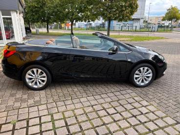 SPOTICAR Opel Cascada Innovation Ecoflex 1.6 Gebraucht - Coupé-cabrio Benzin Schwarz - Freiburg Im Breisgau - 1201177023_4