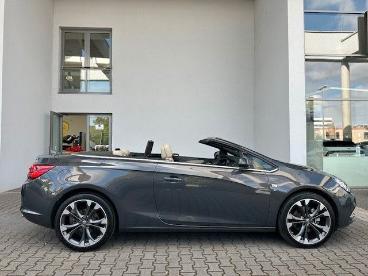 SPOTICAR Opel Cascada Innovation 1.6l 200ps Navi/pdc! Gebraucht - Coupé-cabrio Benzin Grau - Heidelberg - 1201207958_3