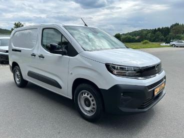 SPOTICAR Opel Combo Cargo E Cargo 1.5 Basis Xl *winterpaket*kamera* Gebraucht -  Diesel Weiß - Furth Im Wald - 1201303957_3