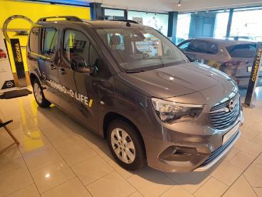 SPOTICAR Opel Combo Combo-e Life Ultimate 7-sitze Navi Head-up Gebraucht -  Elektro  - Bergen - 1201285260_4