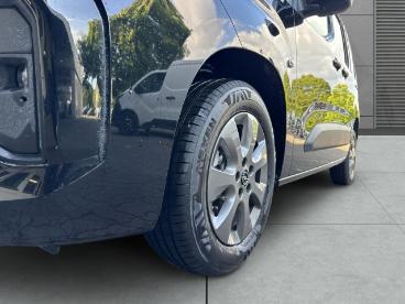 SPOTICAR Opel Combo Life 1.2 Turbo L1h1 Edition Plus Apple Carplay Android Gebraucht -  Benzin Schwarz - Hoppegarten - 1201133862_4