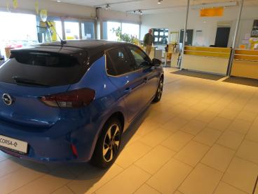 SPOTICAR Opel Corsa E Elegance Gebraucht - Kleinwagen Elektro Blau - Hettenleidelheim - 1201241408_5