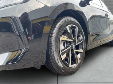 SPOTICAR Opel Corsa Gs Hybrid 81kw 6-at Tech Winter-paket Digitales Co Gebraucht - Kleinwagen Benzin Schwarz - Schwerin - 1201249401_4