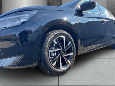 SPOTICAR Opel Corsa Gs Hybrid 81kw 6-at Tech Winter-paket Digitales Co Gebraucht - Kleinwagen Benzin Schwarz - Schwerin - 1201249402_4