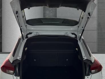 SPOTICAR Opel Corsa Edition 74kw Allwetter Komfort Tech Winter-paket R Gebraucht - Kleinwagen Benzin Weiß - Reinbek - 1201319769_5
