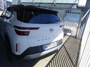 SPOTICAR Opel Frontera Gs 1.2 Hybrid 100 Kw Gebraucht - Geländewagen Hybrid Weiß - Lübeck - 1201280025_3