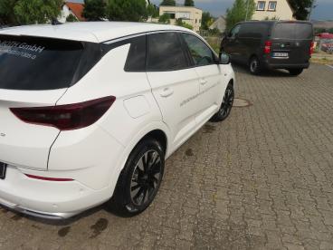 SPOTICAR Opel Grandland Elegance Gebraucht - Suv Benzin Weiß - Hettenleidelheim - 1201241411_5