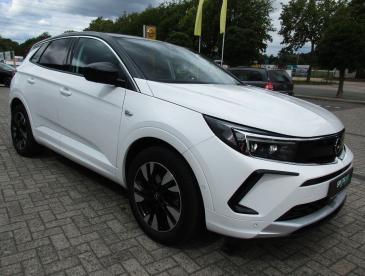 SPOTICAR Opel Grandland X Grandland Elegance / Ultimate 1.2 Turbo *ahk* Gebraucht - Suv Benzin Weiß - Lingen - 1201327968_3