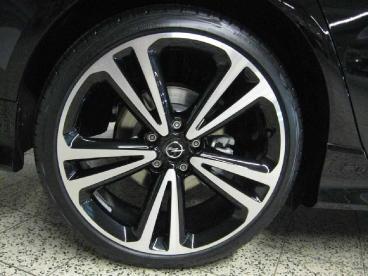 SPOTICAR Opel Insignia Insignia Gebraucht - Limousine Benzin Schwarz - Nordenham - 1201152138_2