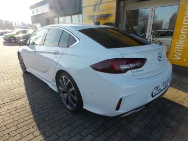 SPOTICAR Opel Insignia Gs Gsi 2.0 Turbo 4x4/leder/schiebed./acc/opc Perfo Gebraucht - Limousine Benzin Weiß - Brunsbüttel - 1201263742_3