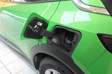 SPOTICAR Opel Mokka E, On-board- Charger 3-ph., Klima, Led Gebraucht - Suv Elektro Grün - Riedlingen - 1201023800_5