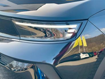 SPOTICAR Opel Mokka At Facelift *led*sitz & Lenkradheizung* Gebraucht - Suv Benzin Schwarz - Kelheim - 1201248279_4