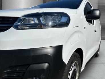 SPOTICAR Opel Vivaro Electric Cargo M 11kw Charger Apple Carplay Androi Gebraucht -  Elektro Weiß - Hamburg - 1201255097_4