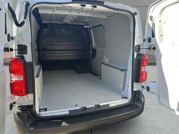 SPOTICAR Opel Vivaro Electric Cargo M 11kw Charger Apple Carplay Androi Gebraucht -  Elektro Weiß - Hamburg - 1201255097_5