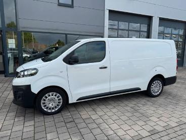 SPOTICAR Opel Vivaro Kasten Edition L (l3)*kamera*navi*ahk* Gebraucht -  Diesel Weiß - Nidda - 1201279579_1