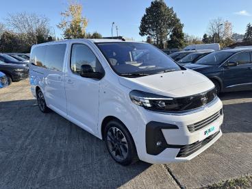 SPOTICAR Opel Zafira Life Edition 2.0 D Xl L3 Eat 8 Gebraucht - Familienauto Diesel Weiß - Berlin - 1201201311_3
