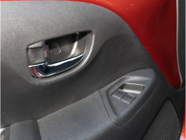 SPOTICAR Peugeot 108 Top! Collection +efh+dab+shz+met+efalt+lm+bc+ Gebraucht - Kleinwagen Benzin  - Solingen - 1201198615_5