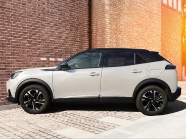 SPOTICAR Peugeot 2008 Gt Gebraucht - Suv Benzin Weiß - Karlsruhe - 1201253609_3