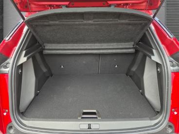 SPOTICAR Peugeot 2008 Allure Hybrid At Navi-u.zugangs-paket Fahrerassist Gebraucht - Suv Benzin Rot - Hoppegarten - 1201285769_5