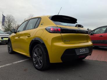 SPOTICAR Peugeot 208 Active Pack Elektromotor 136 Carplay Gebraucht - Kleinwagen Elektro  - Münster - 1201222632_3