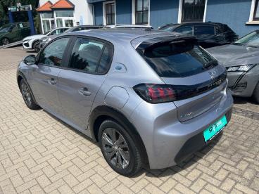 SPOTICAR Peugeot 208 208 E- Active Pack +klimaautomatik+standhzg. Gebraucht - Kleinwagen Elektro Silber - Bad Langensalza - 1201328146_4