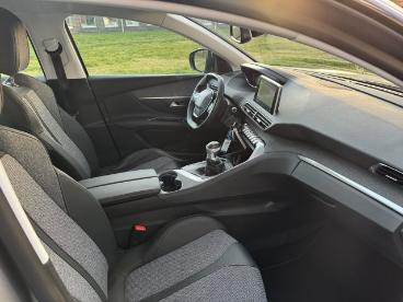 SPOTICAR Peugeot 3008 Bhdi 130 Allure Ahk+shz+kam 360°+nav+ Gebraucht - Suv Diesel Grau - Vechta - 1201215495_5