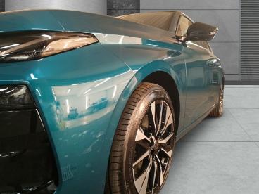 SPOTICAR Peugeot 308 Allure Hybrid 6-at Navi-zugangspaket Surrounding K Gebraucht - Limousine Benzin  - Hamburg - 1201222867_4