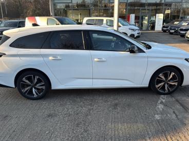 SPOTICAR Peugeot 308 Allure 1.5 Bluehdi 130 Sw Eat 8 Rfk Frontsch Gebraucht - Kombi Diesel Weiß - Berlin - 1201245463_4