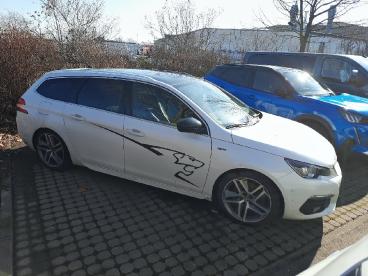 SPOTICAR Peugeot 308 Sw Gt Bluehdi 180ps+led+navi+pdc+klima+leder Gebraucht - Kombi Diesel Weiß - Schweinfurt - 1201316100_3