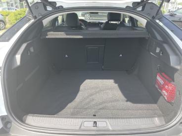 SPOTICAR Peugeot 408 1.2 At Allure Pack Led/navi/ahzv/kamera/dab Gebraucht - Limousine Benzin Weiß - Bretnig - 1201055863_4