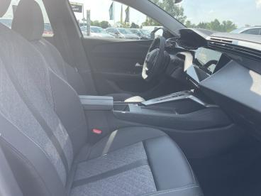 SPOTICAR Peugeot 408 1.2 At Allure Pack Led/navi/ahzv/kamera/dab Gebraucht - Limousine Benzin Weiß - Bretnig - 1201055863_5