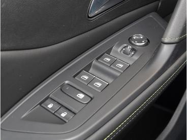 SPOTICAR Peugeot 408 Gt 1.2 Puretech 130 +rfk+ahk+l/shz+bc+matrix+ Gebraucht - Limousine Benzin  - Hilden - 1201200373_5