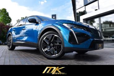 SPOTICAR Peugeot 408 Gt Pt 130 Eat8*matrix*focal*carplay*traum* Gebraucht - Limousine Benzin Blau - Braunschweig - 1201254923_2